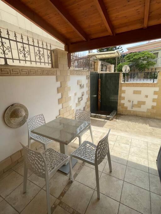 Nerina Apartment Paphos Luaran gambar
